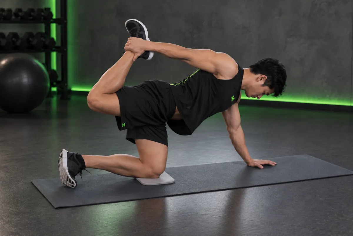 All Fours Quad Stretch (End)