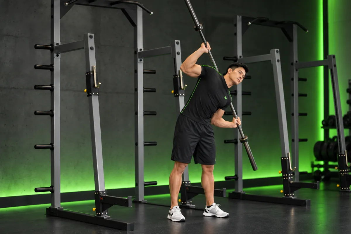 Nghiêng người với tạ đòn (side bend) (Kết thúc)