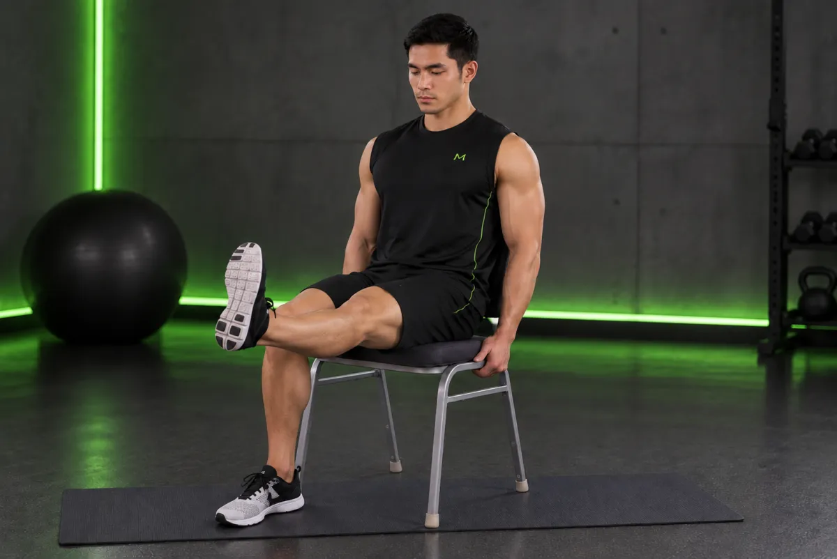 Giãn đùi sau duỗi chân trên ghế (Kết thúc)