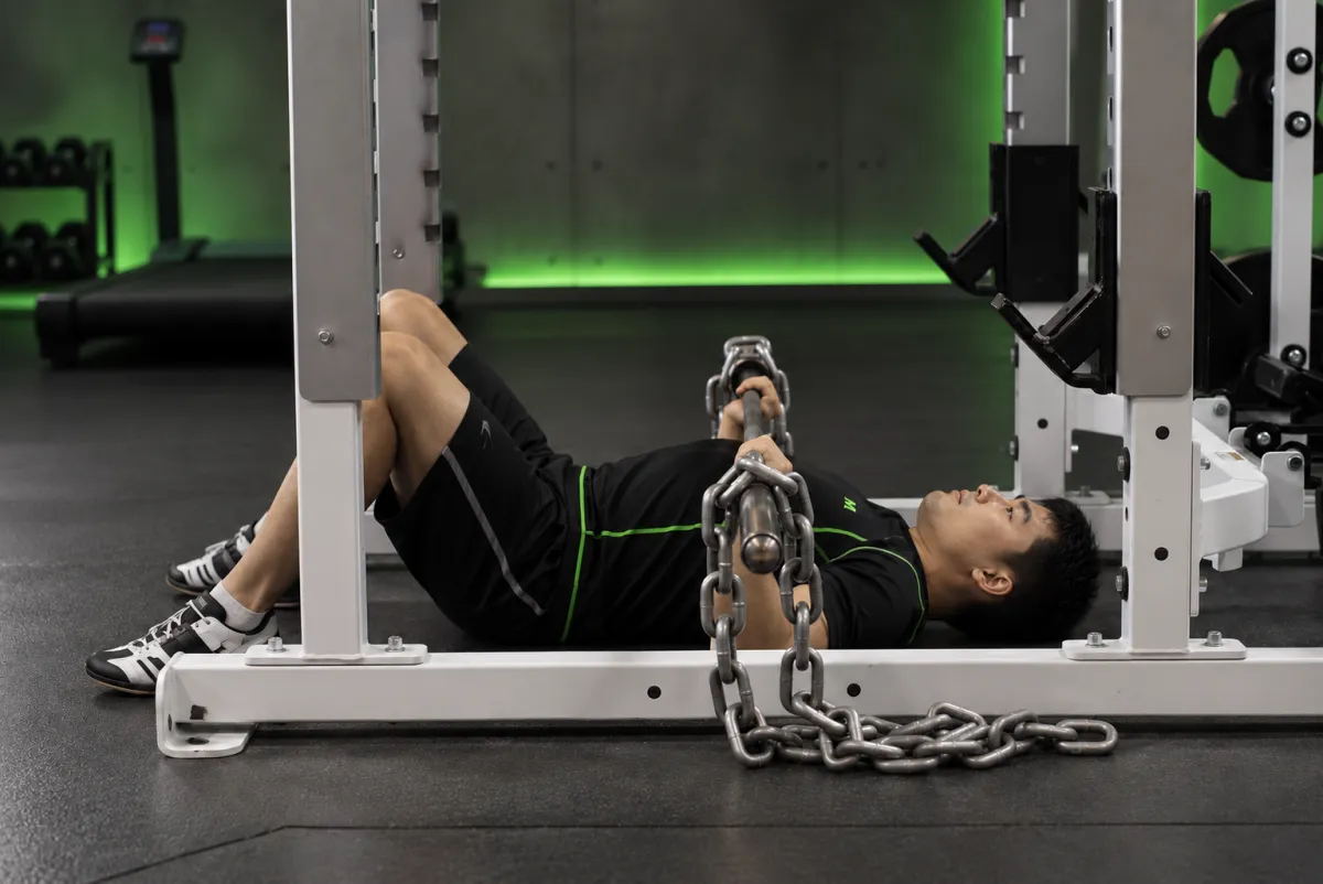 Đẩy tạ đòn nằm sàn với xích (floor press with chains) (Kết thúc)