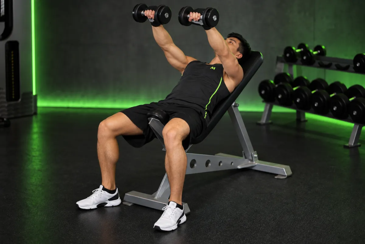 Nâng tạ đơn trước nằm sấp trên ghế dốc (front incline dumbbell raise) (Kết thúc)