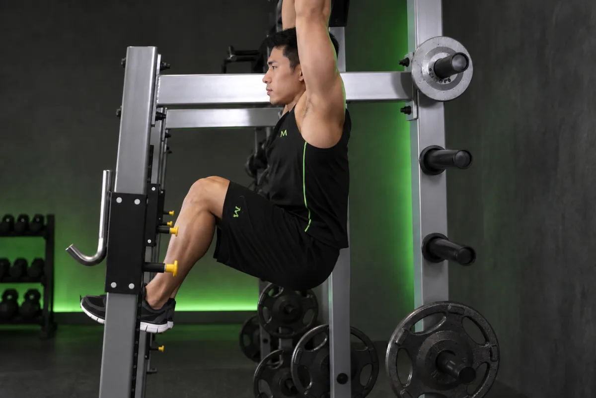 Nâng chân treo người (hanging leg raise) (Kết thúc)