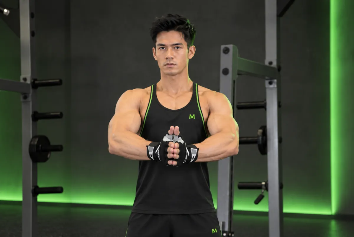 Isometric Chest Squeezes (End)