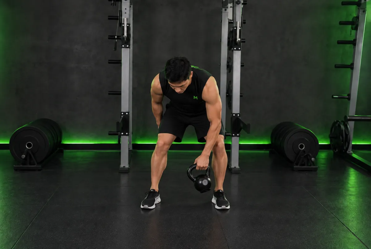 Kettlebell figure 8 (luân chuyển tạ ấm hình số 8) (Kết thúc)