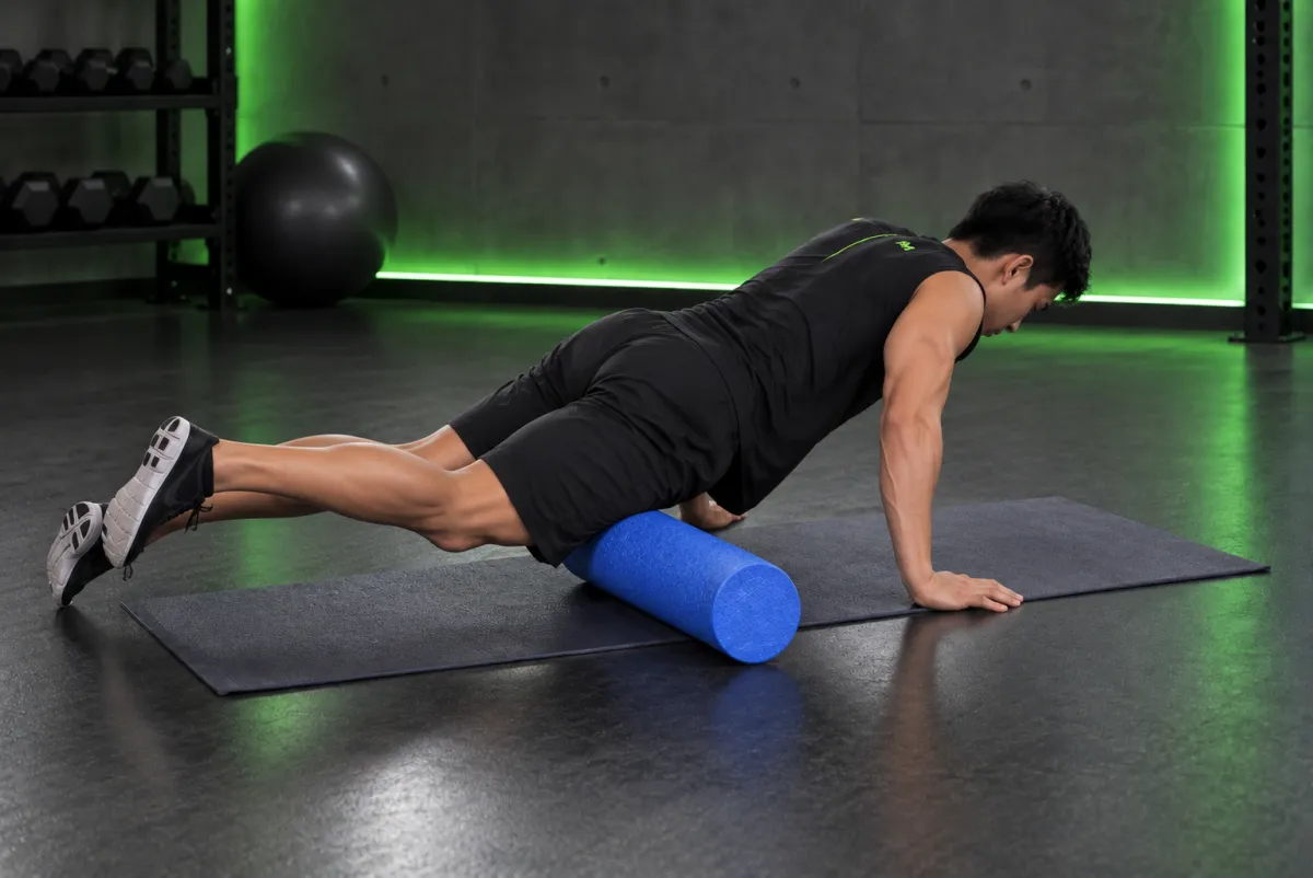 Lăn cơ đùi trước với con lăn (quadriceps-SMR) (Kết thúc)