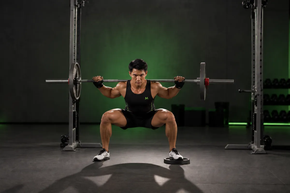 Squat với móc treo đĩa tạ (plate mover) (Kết thúc)