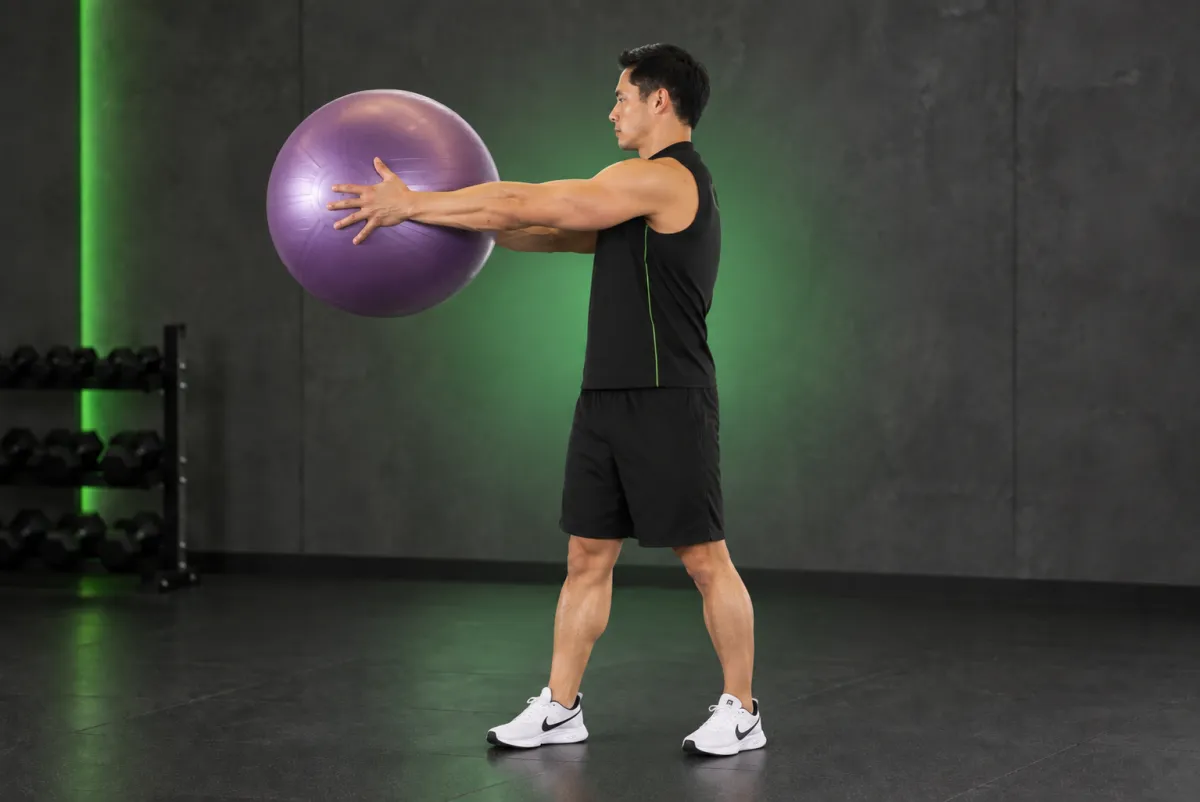 Xoay thân người trên bóng tập (Kết thúc)